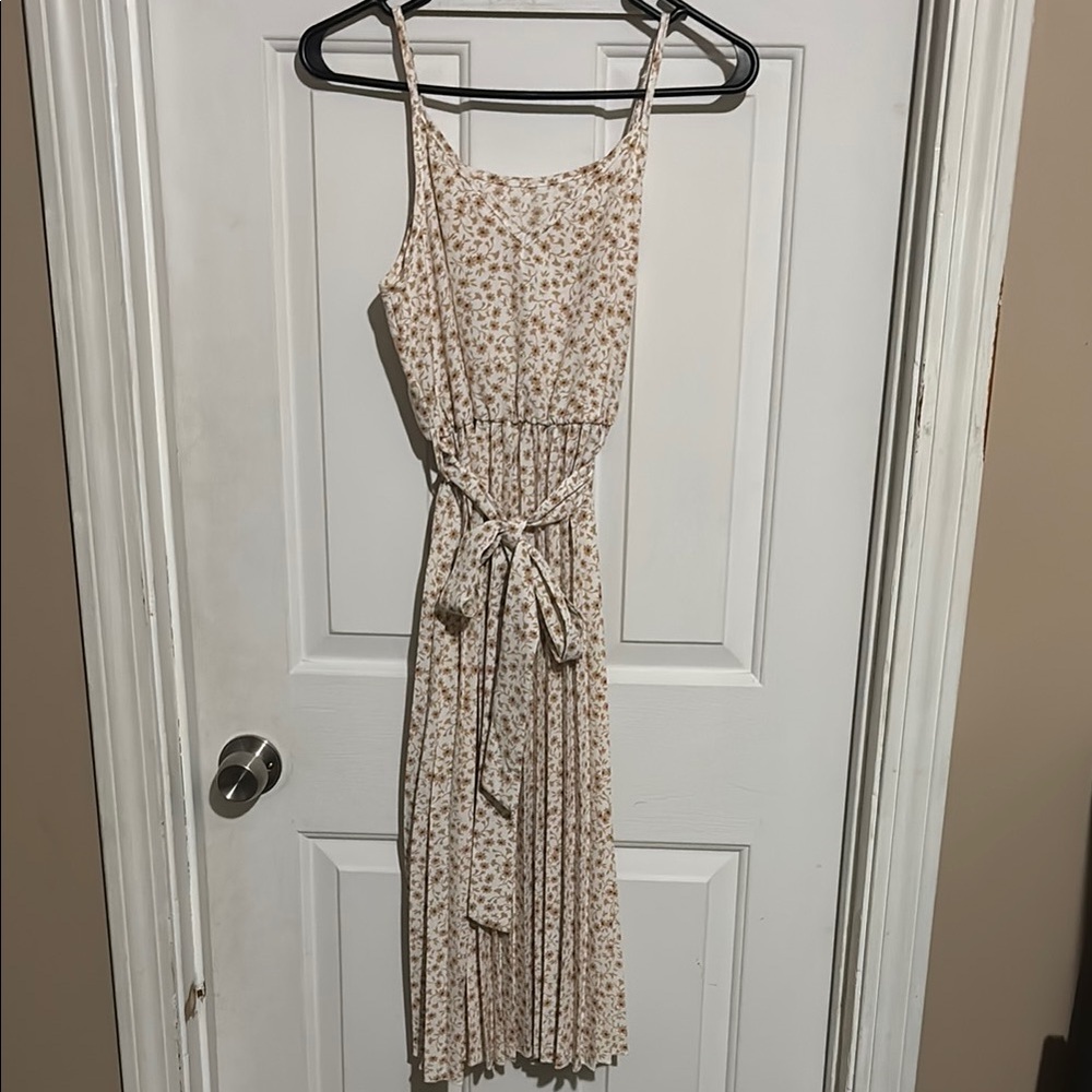Floral Beige Maxi Dress